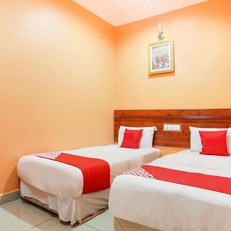 Bercam Times Inn Hotel Ipoh Buitenkant foto