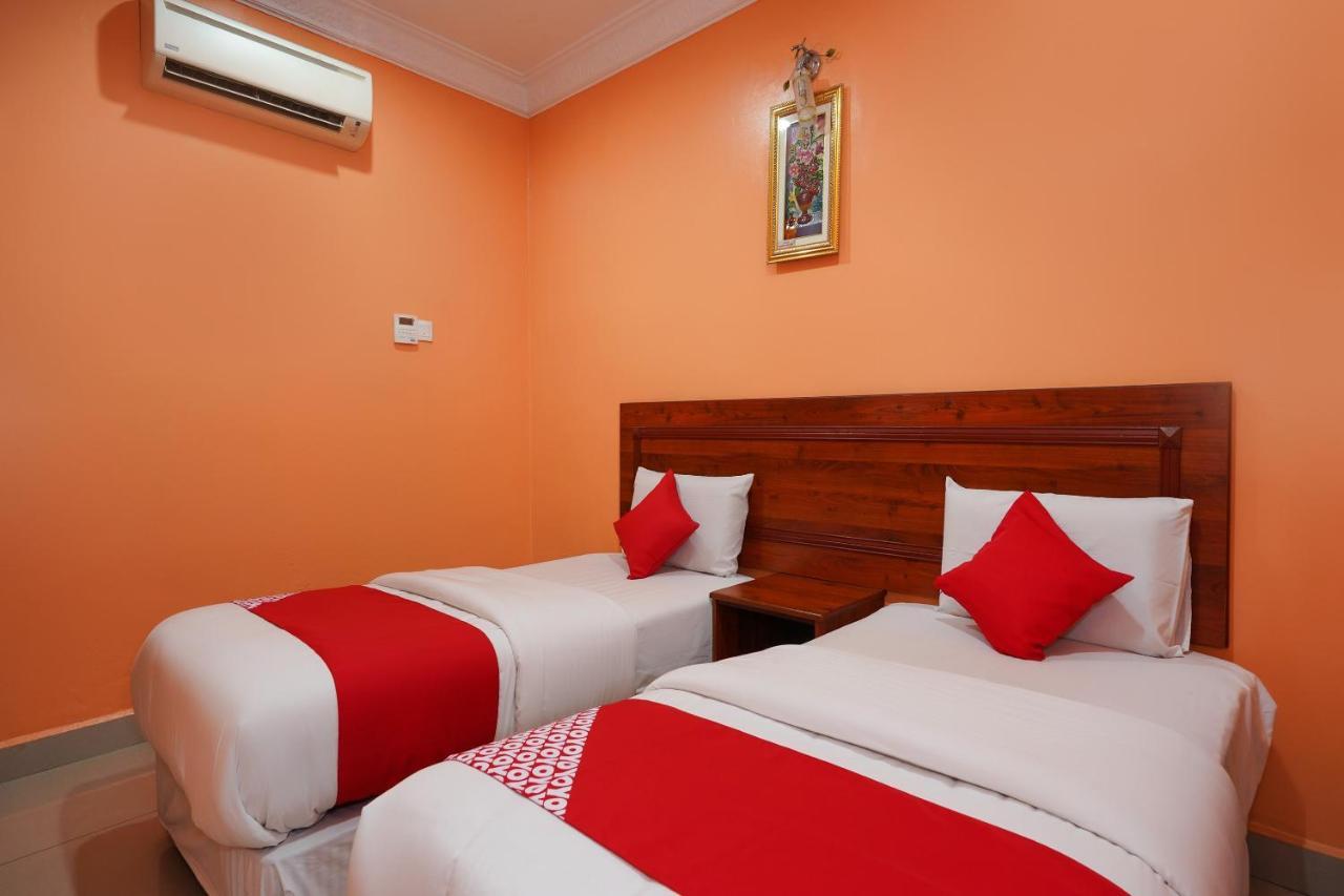 Bercam Times Inn Hotel Ipoh Buitenkant foto
