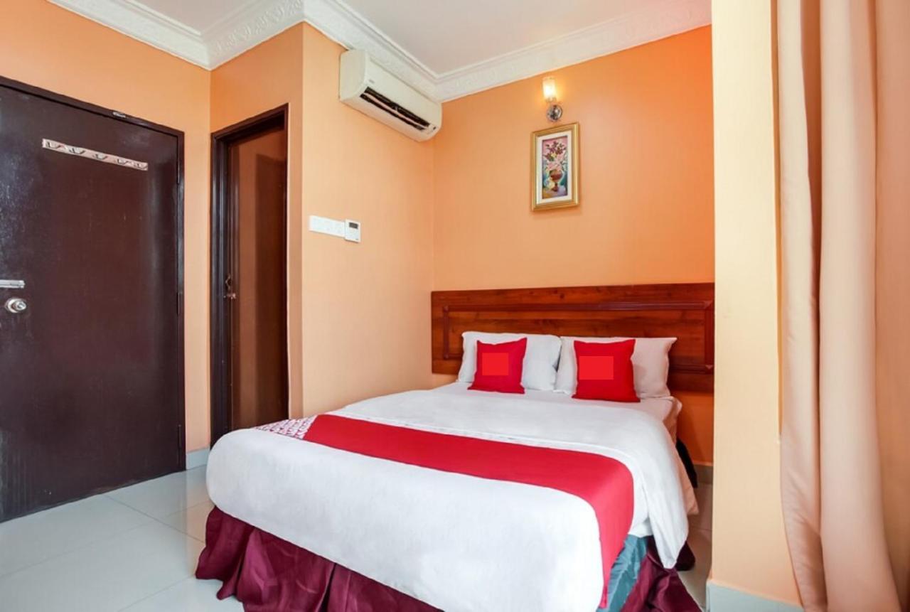 Bercam Times Inn Hotel Ipoh Buitenkant foto